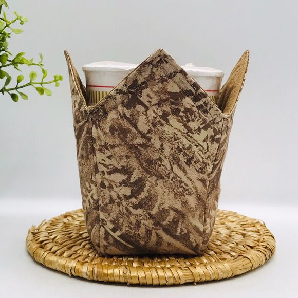 Microwave Pint Size Cozy Holder, For Ice Cream, Oatmeal Cup, Noodle Cup - Picture 1 of 2